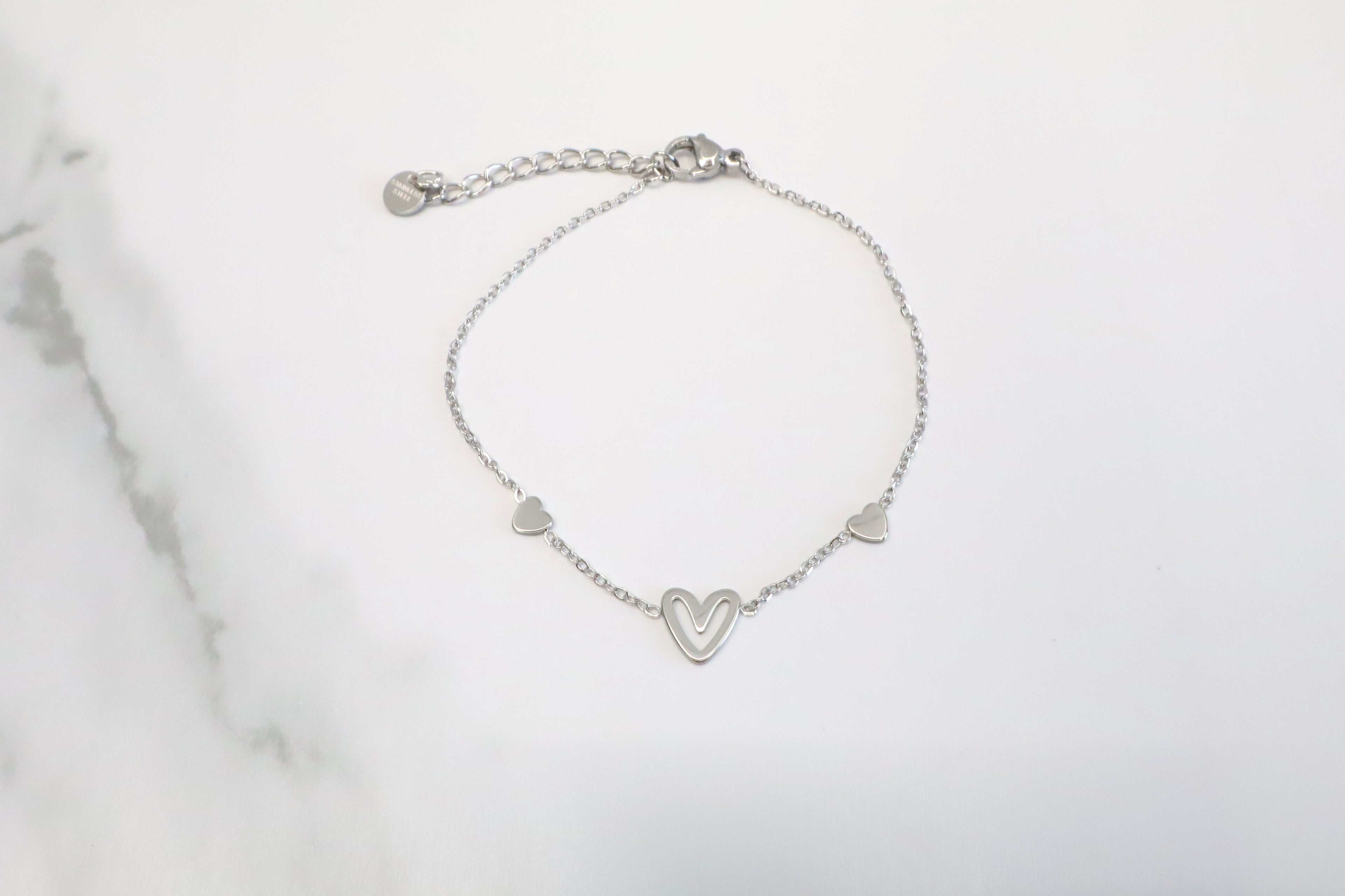 Armband met open hartje